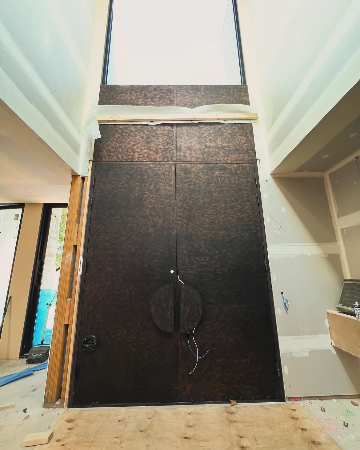 Replacing Damaged Doors Across Melbourne, Properly and Promptly